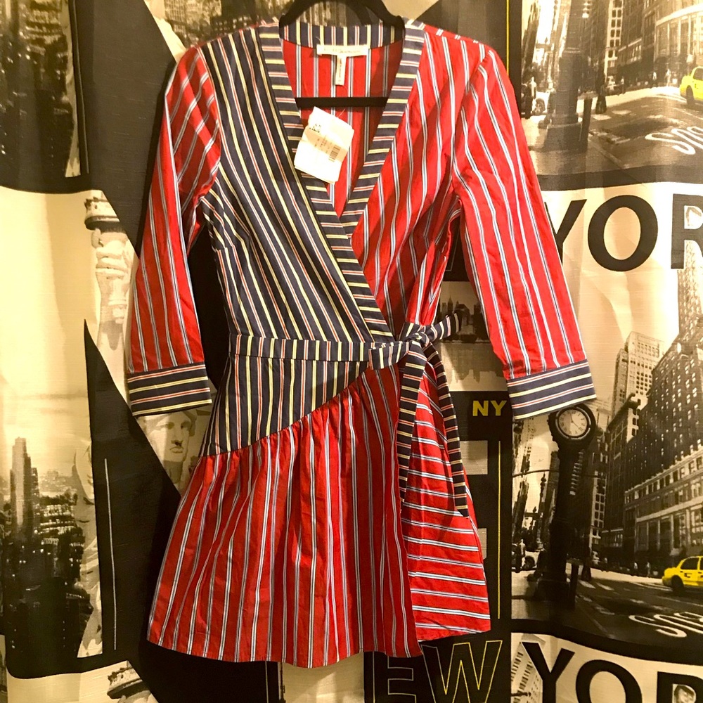 BCBG SHIRT